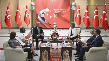 MHP ve DEM Parti bayramlaştı: 'Terörsüz Türkiye' vurgusu öne çıktı