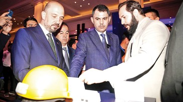 Çevre, Şehircilik Bakanı Kurum: Deprem bölgesinde günde 550 konut üretiyoruz