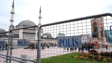 Beyoğlu'nda toplantı ve yürüyüş yasaklandı