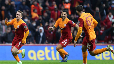 Galatasaray'da derbi hazırlıkları başladı