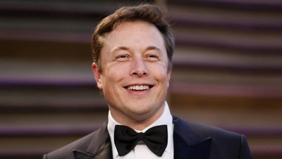 Elon Musk: İran'da 100 Starlink uydusu aktif