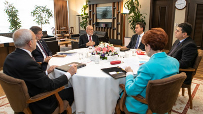 Altılı Masa'da Cumhurbaşkanı adaylığı için kimlerin adı öne çıkıyor?