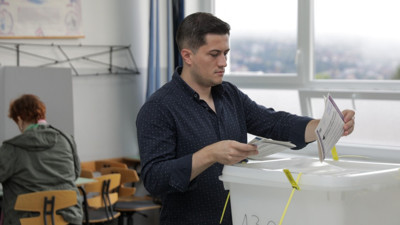 Çekya'da cumhurbaşkanlığı seçimi başladı