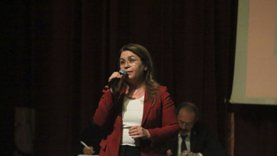 CHP'li Karaca: Altılı masa dimdik ayakta duruyor