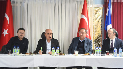 Bakan Kirişci, Montreal'de Türk toplumu ile buluştu