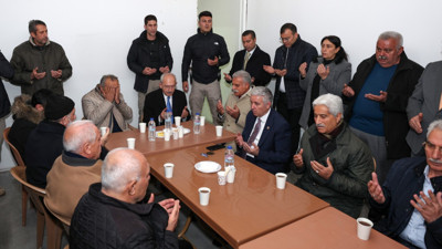 Kılıçdaroğlu, ülkücü ve muhafazakar kanaat önderleriyle buluştu