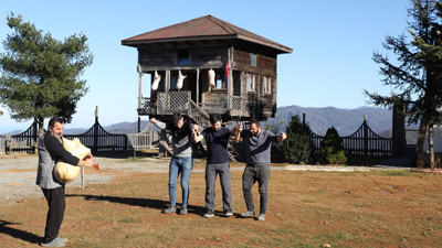 Rize'de tulum imalat ustası 30 yıldır mesleğini gelecek nesillere aktarıyor