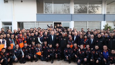 Cumhurbaşkanı Erdoğan, Antalya'da AFAD personeliyle bir araya geldi