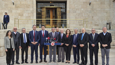 CHP'li milletvekillerinden Başarır'a destek