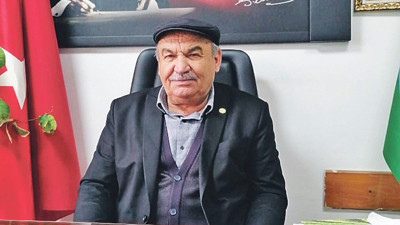 Sinan Purcu: Gözümüzü gökyüzüne diktik bekliyoruz