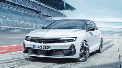 Opel elektriklenmeye devam ediyor