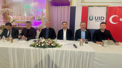 Cumhurbaşkanı Erdoğan, Lyon'daki gurbetçilere seslendi