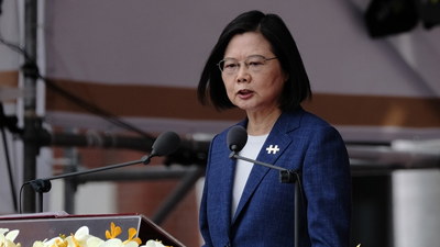 Maaşlarını bağışladılar: '20 yıl önceki iyiliğe karşılık veriyoruz'