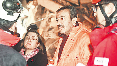 “Eski deprem yönetmeliğine göre yapılan binalar yıkıldı”