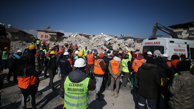 Deprem bölgesi dışındaki şehirlerde okullar ne zaman açılacak?