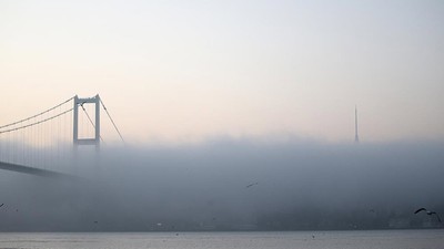 İstanbul Boğazı'nda gemi trafiği durdu