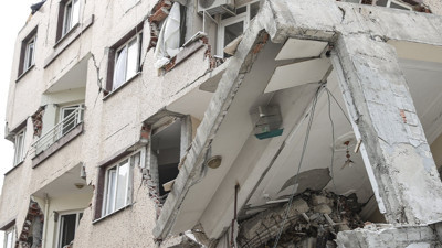 Sigortacılardan depremzedelere uyarı: 'Acele etmeyin'