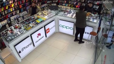 BOLU'DA DEPREM | Bolu'daki deprem anı kamerada