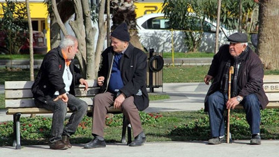Milyonlarca memur ve emekliyi ilgilendiriyor: İşte şimdiden hak edilen zam oranı...