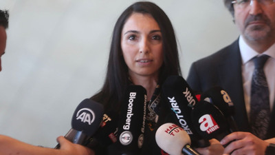 TCMB Başkanı Erkan, bankanın faaliyetleri hakkında komisyonda sunum yaptı