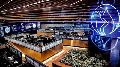 Borsa günün ilk yarısında rekor tazeledi