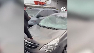 Deniz otobüsündeki araçları fırtına vurdu