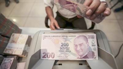 EV KREDİSİ: 120 ay 2 milyon TL konut kredisi! Faiz bankadan bankaya değişiyor! İşte ödeme tablosu
