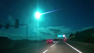 İspanya ve Portekiz’de görülen gök taşı geceyi aydınlattı