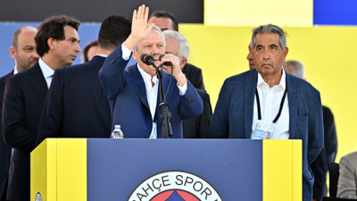 Adaylıktan çekilecek mi? Aziz Yıldırım'dan açıklama