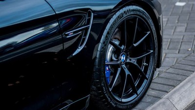 Gelir beyan etmediği halde lüks araç kullananlar Maliye'nin merceğinde: 7 marka tek tek sayıldı