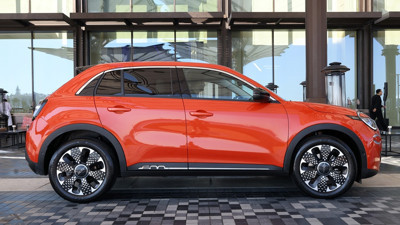 Yeni Fiat 600, elektrikli ve hibrit motor seçenekleriyle Türkiye’de