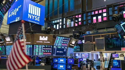 Analistler peş peşe S&P 500 tahminlerini yükseltti