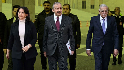 Son Dakika: DEM Partili İmralı heyetinden lider görüşmelerine yönelik 'barış süreci' açıklaması
