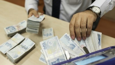 Emekli maaş farkı ne zaman ödenecek? İşte 1969 lira için öne çıkan tarih