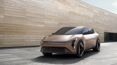 Sedan-Hatchback bir arada! KIA 2026 EV4 Concept modelini tanıttı