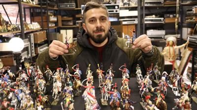 Antika sevgisi yaşam şekline dönüştü! 6 yılda 600 parça toplayan işçi tutkusunu anlattı...