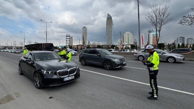 Bayramın 1. gününde hız ihlali yapan 20 bin kişiye işlem yapıldı