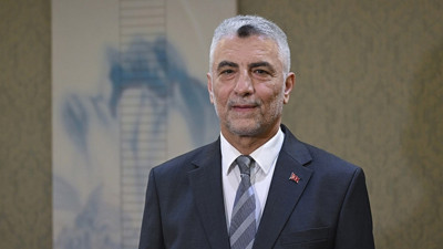 Son dakika: Bakan Bolat'tan boykot açıklaması: Tazminat davası açın