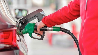 Benzin, motorin ve LPG'ye zam, indirim var mı?