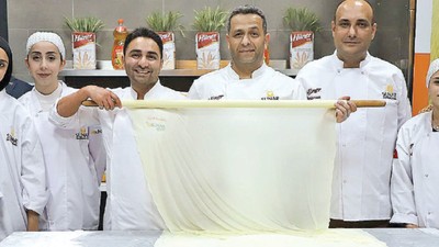 Sunar Un, ürünlerini Gaziantep’te baklava ustaları ile buluşturdu