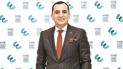 “Zehirli ayakkabı” tekrar sahnede