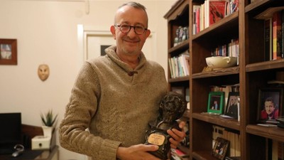 Usta oyuncu Necip Naşit Özcan hayatını kaybetti
