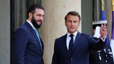 Şara'dan Avrupa'ya ilk ziyaret! Macron ve Ahmed Şara Paris'te bir araya geldi