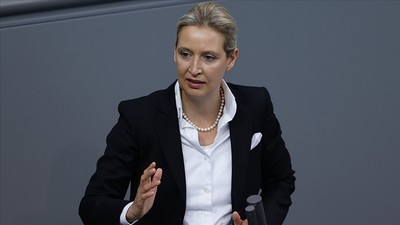 Almanya'da mahkeme, AfD'nin 'aşırı sağcı' olarak sınıflandırılmasına ilişkin kararın yürütmesini dur