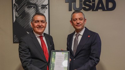 Özgür Özel, TUSİAD ve İSO'nun ardından İTO'yu da ziyaret edecek