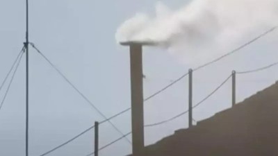 Son dakika... Vatikan'da yeni papa seçildi