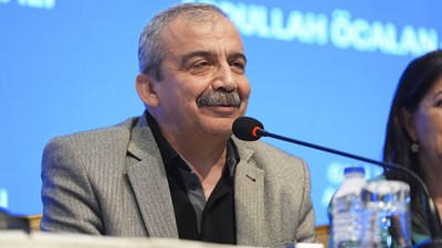 DEM Parti açıkladı: Sırrı Süreyya Önder'in aracında düzenek bulundu