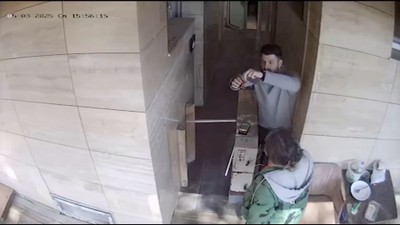 Tuvalette altın dolu kese buldu, sahibini bulamayınca...