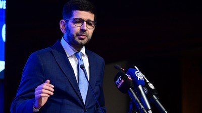 Cumhurbaşkanlığı Yatırım ve Finans Ofisi Başkanı Dağlıoğlu: Dünyadaki yatırımların yüzde 1,5'ini ala