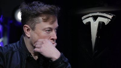 Tesla, Model Y ve Cybertruck üretimini geçici olarak durduracak!